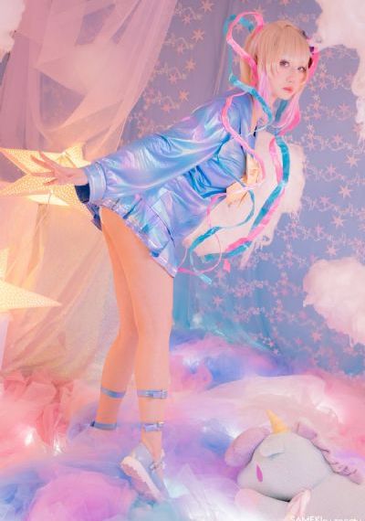 张艺兴