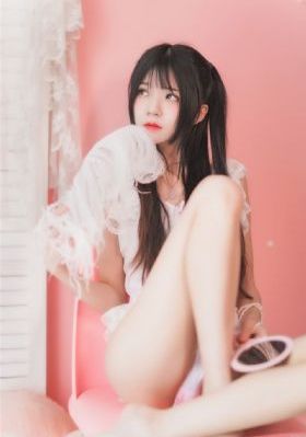 善良漂亮的女老板